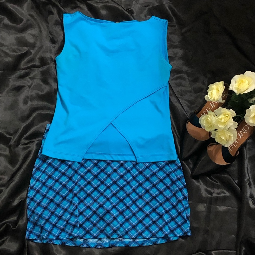 Forever 21 blue top w/belly button cut out Size L —#086 - Picture 4 of 13